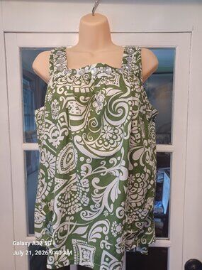 Women's Sleeveless Cotton Top Apt 9 Size L Green & White Pattern